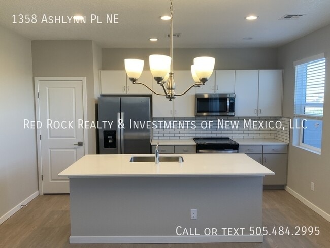 Photo - 1358 Ashlynn Pl