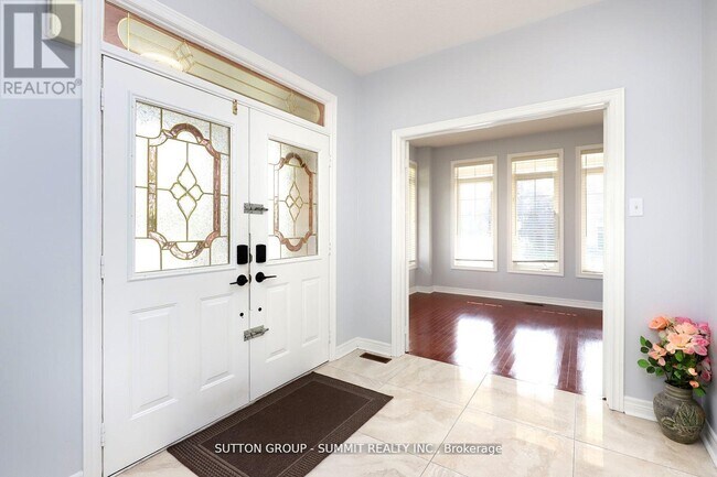 Photo - 1087 Abbott St