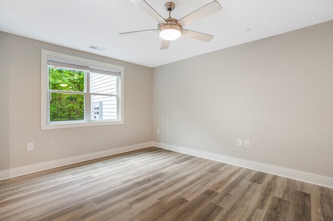 Linwood Creek Apartments
