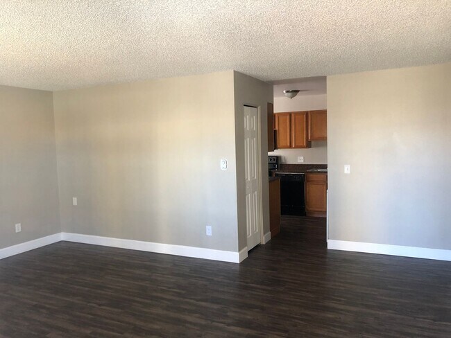 Photo - Top Unit Available! 2 Bed 1 Bath Condo Unit 13162