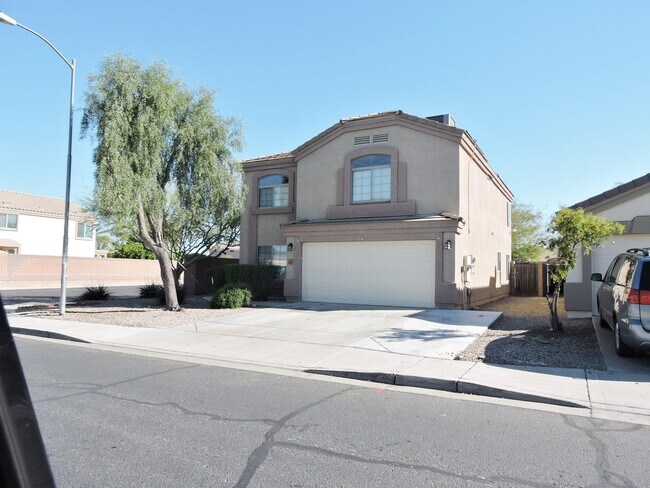 Photo - 4 BEDROOM 2 1/2 BATHROOM WITH OFFICE AND LOFT