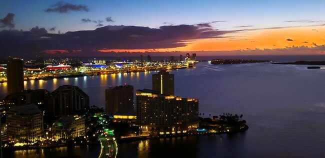 Photo - 951 Brickell Ave Unit 4308