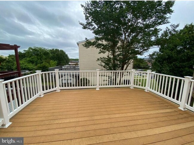 Building Photo - 23 Beloak Ct