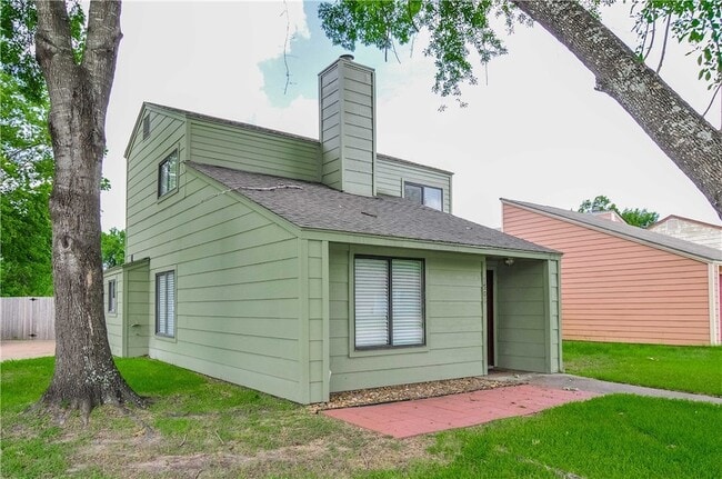 Photo - 1506 Lemon Tree Ln