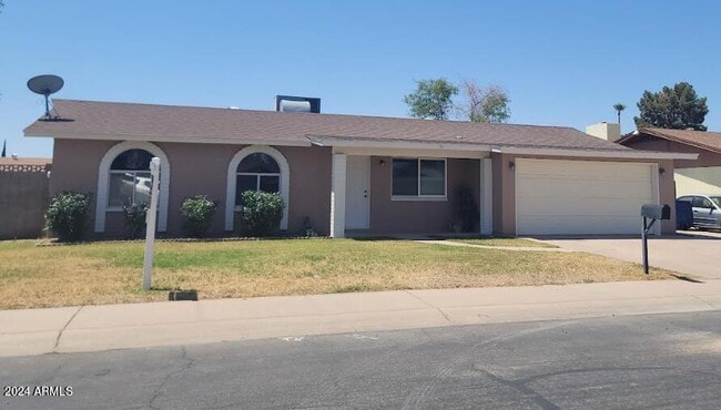 Building Photo - 1341 W Shannon St