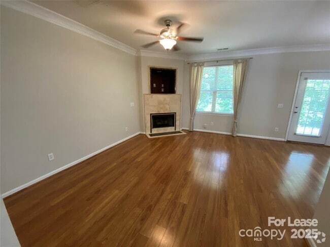 Building Photo - 16623 Commons Creek Dr Rental