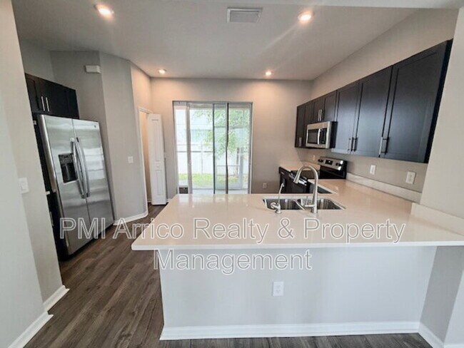 Photo - 6334 Fairmont Ln