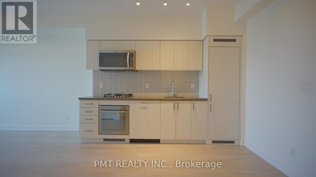 Photo - 501 St Clair Ave W Unit 322