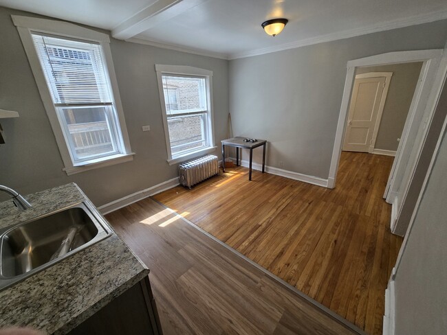 Photo - 4826 N Avers Ave