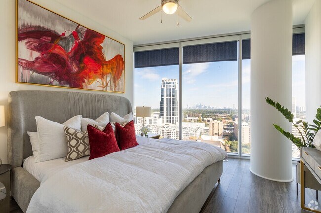 Photo - 8 Weeks Rent-Free in Uptown Luxury! Unit APO2