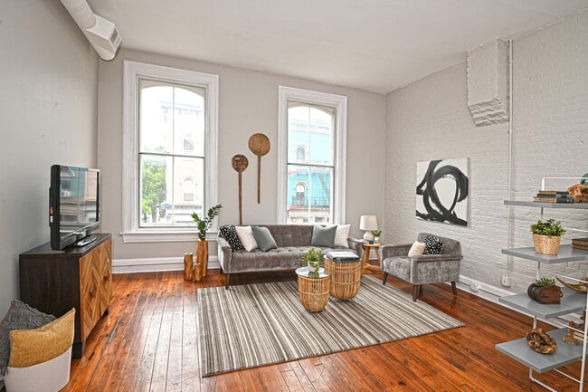 Photo - 1343 Main St Unit 5