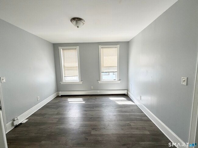 Photo - 215 Read St Unit 2nd fl