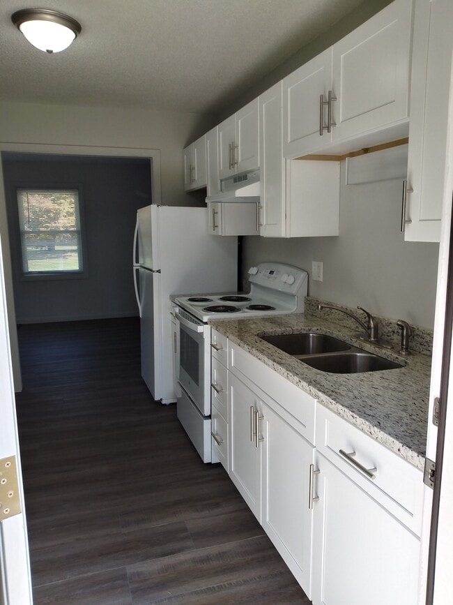 Photo - Fieldcrest 328