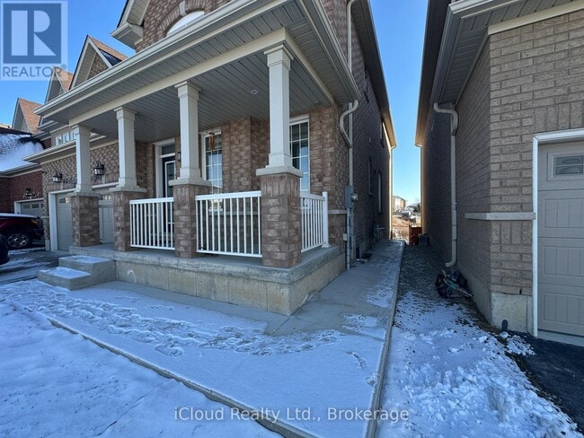 Photo - 89 Longboat Run W