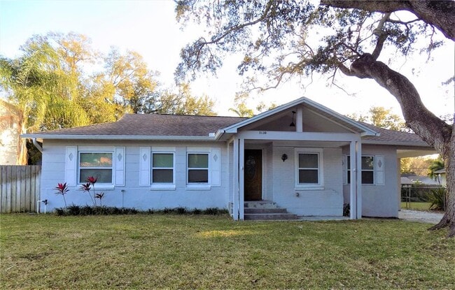 Building Photo - 3130 W Euclid Ave Rental