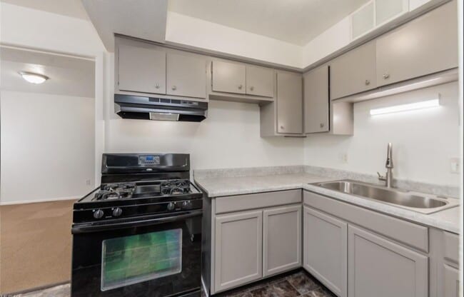 Photo - 6490 State Rd