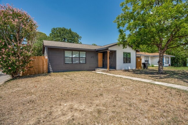 Photo - BEAUTIFULLY-RENOVATED JEFFERSON HEIGHTS HOME