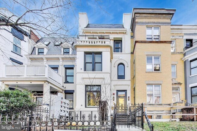 Building Photo - 1444 Harvard St NW Unit 1