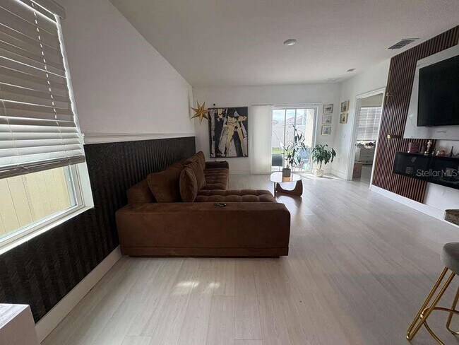 336 Gina Ln