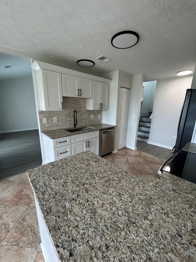 Photo - 4387 Heartwood Ln