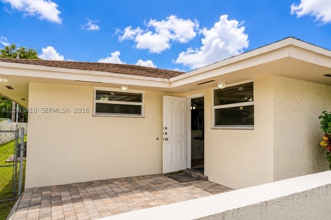 Photo - 5780 SW 61st St Unit 5780