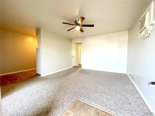 Photo - 103 E 7th St