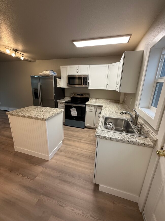 Photo - 3431 W Sakai St Unit 3