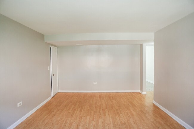 Photo - 1658 W Pratt Blvd Unit 3