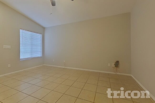 Photo - 22371 W Solano Dr
