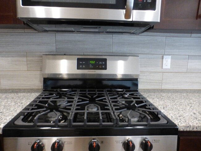 Photo - 15598 NW Brugger Rd