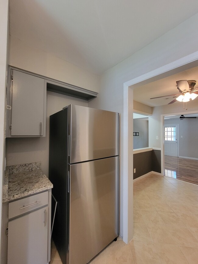 Photo - 6303 New Market Way