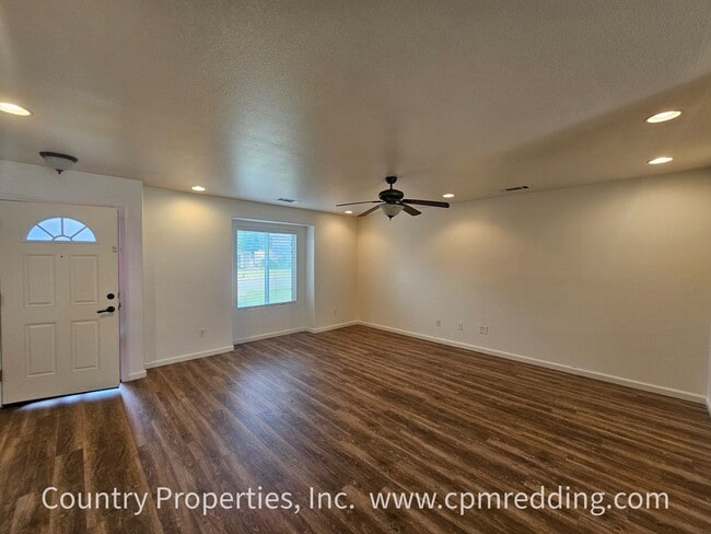 Photo - 3-Bedroom House with Landscaper and Flooring Coming Available in Anderson!