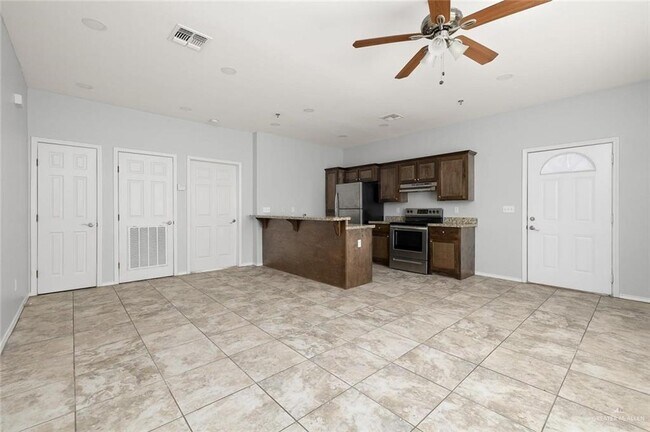 Photo - 5TH E St Unit A1