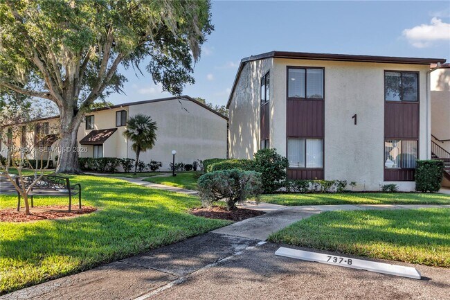 Photo - 737 Midway Dr Unit B