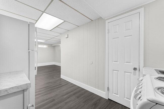 Photo - 19162 Beech Daly Rd