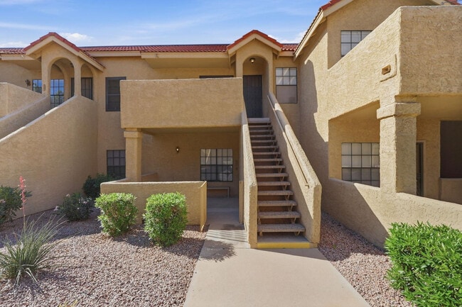 Building Photo - 1126 W Elliot Rd Unit 2046