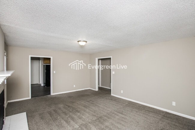 Photo - 109 Duchess Trail