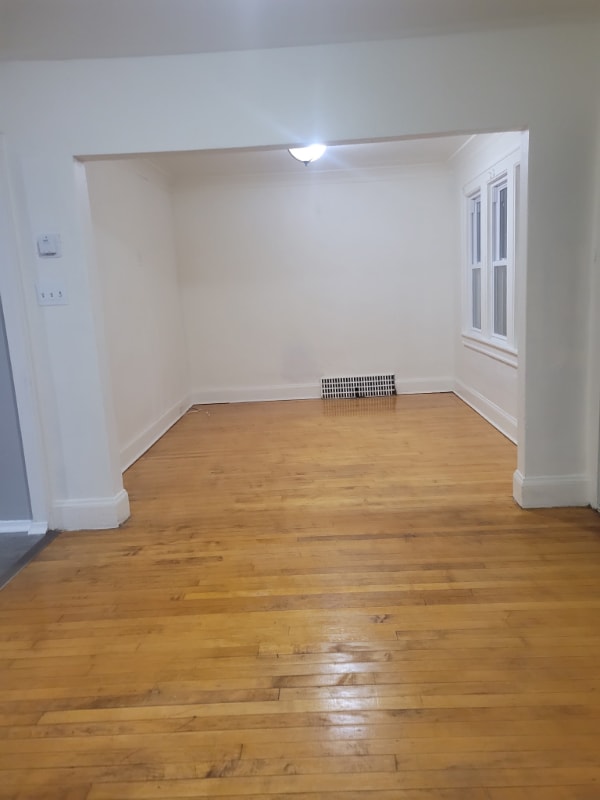 Photo - 1911 W Fairmount Ave