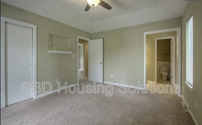 Photo - 512 NE Weathervane St