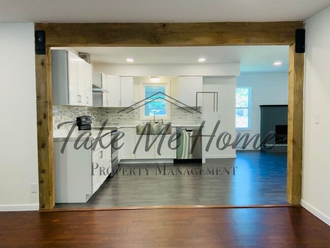 Photo - Charming Home in Great Location!