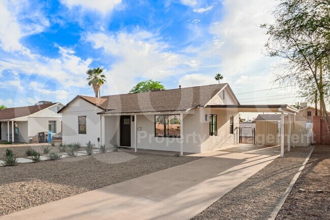 Photo - 9042 N 3rd Ave