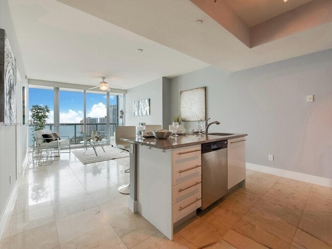 Photo - 888 Biscayne Blvd Unidad 3603