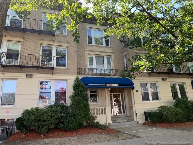 1116 Commonwealth Ave