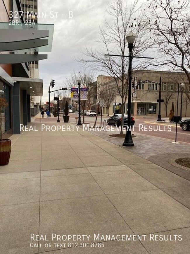 Photo - 327 Main St Unit B