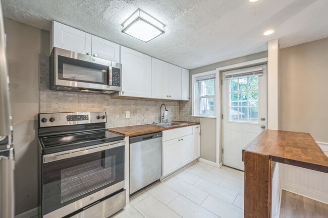 Photo - 144 Sunrise Dr