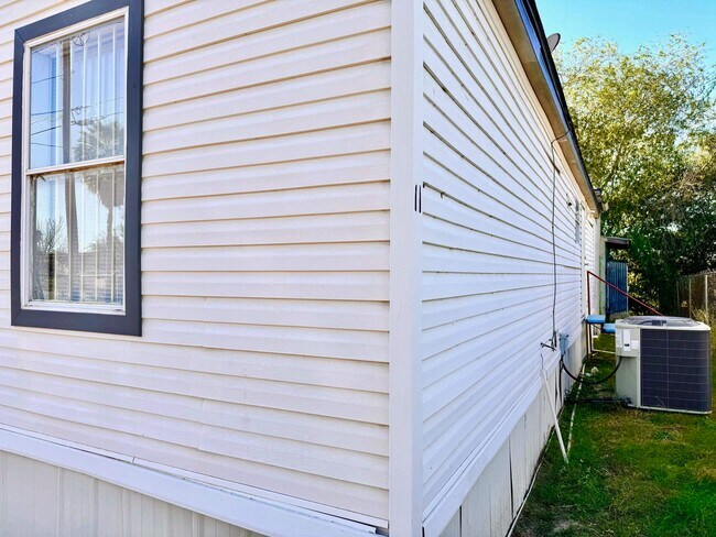 Photo - 4412 Los Martinez Dr