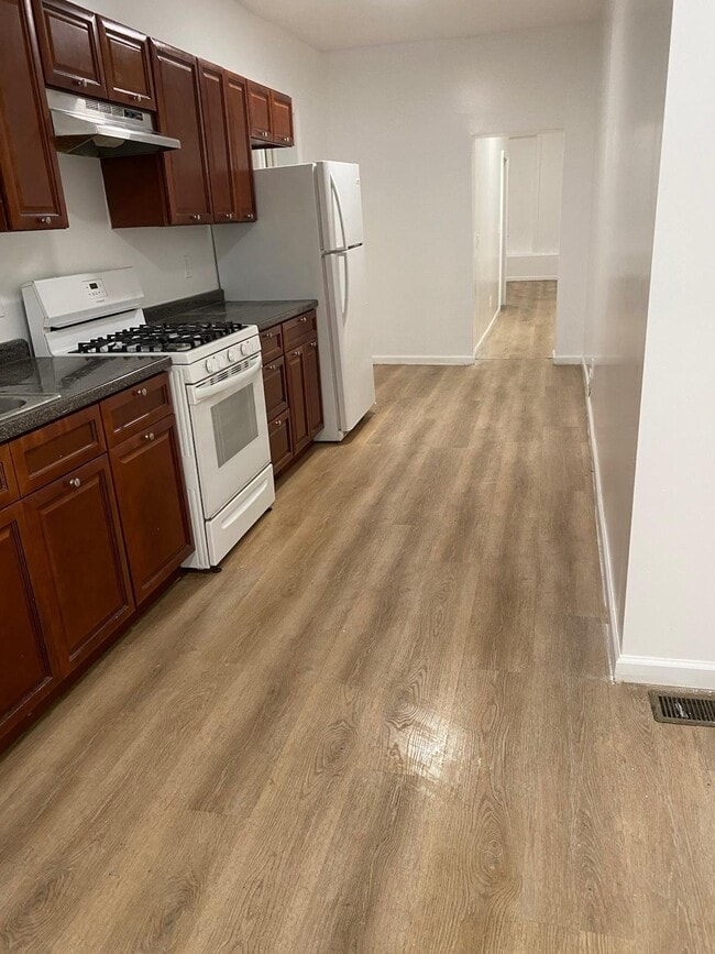 Photo - 244 E Hanover St Unit 1