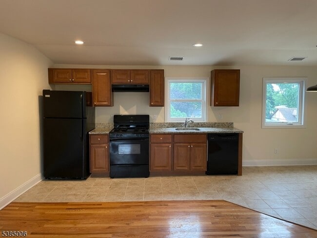 Photo - 12 Brown St Unit 3