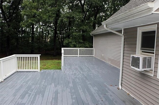 52 Charcalee Dr