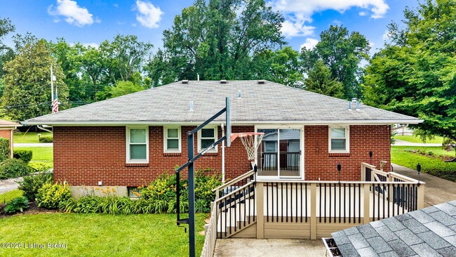 Photo - 519 Leyton Ave